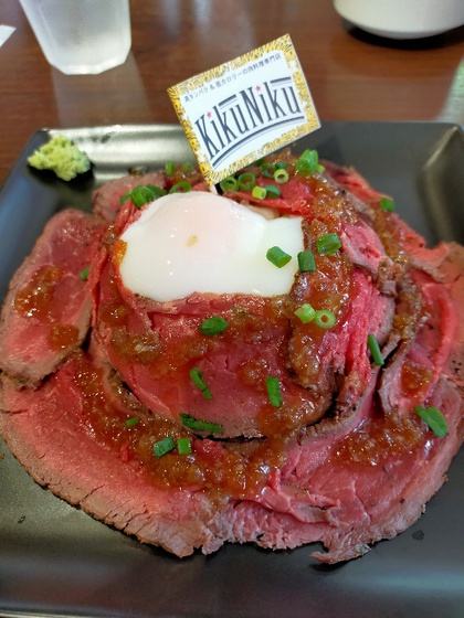 ★さっと食べられるローストビーフ丼を肉ダブルで ★さっと食べられるローストビーフ丼を肉ダブルで