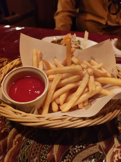 ★平日の徒歩通勤途中でチョイと一杯(葡萄酒居食屋 スエヨシ亭) ★平日の徒歩通勤途中でチョイと一杯(葡萄酒居食屋 スエヨシ亭)