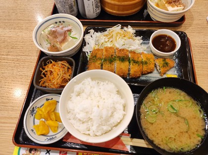 ★飲み過ぎた翌日は、魚萬さんのお魚ランチ ★飲み過ぎた翌日は、魚萬さんのお魚ランチ