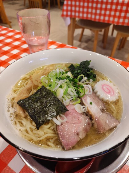 ★優しい味(煮干し出汁)の沖縄そば ★優しい味(煮干し出汁)の沖縄そば