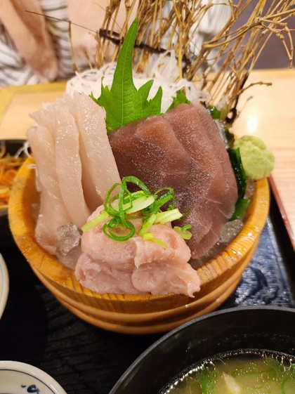 ★寒風の中を歩いて、居酒屋さんの刺身定食を食べる ★寒風の中を歩いて、居酒屋さんの刺身定食を食べる