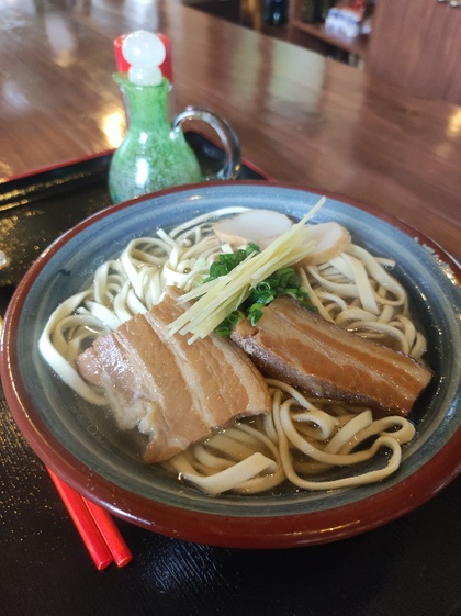 ★首里そば2号店?で雨宿りランチ ★首里そば2号店?で雨宿りランチ