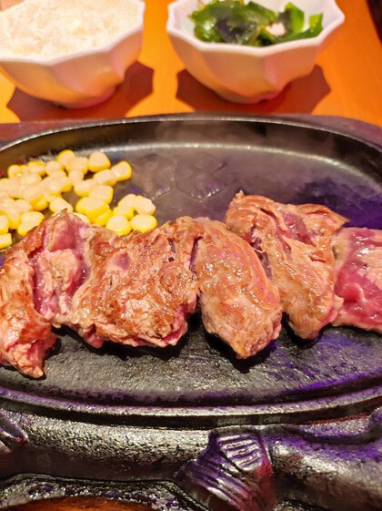 ★飲み会後の締めの定番は、やはりステーキか!? ★飲み会後の締めの定番は、やはりステーキか!?