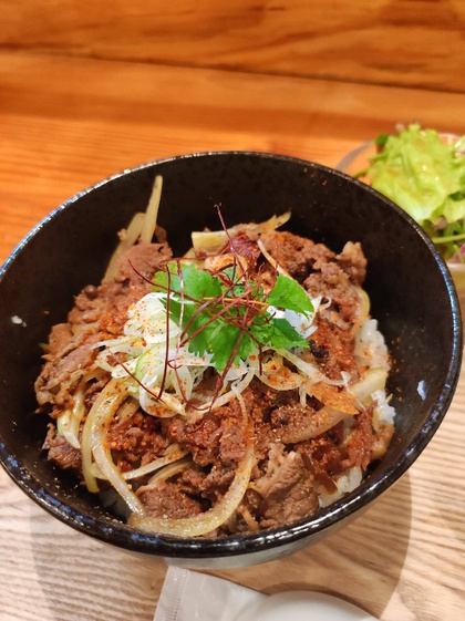 ★中華屋さんで、牛丼とラーメンのランチセット ★中華屋さんで、牛丼とラーメンのランチセット