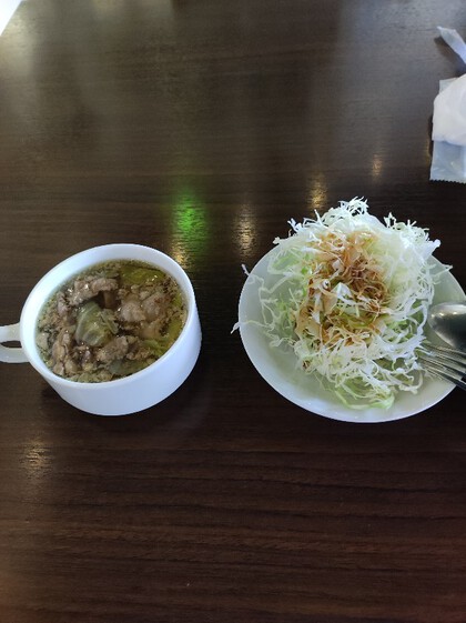 ★お肉たっぷりガーリックライスランチ ★お肉たっぷりガーリックライスランチ