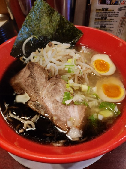 ★国際通り近くの人気ラーメン店でランチ ★国際通り近くの人気ラーメン店でランチ