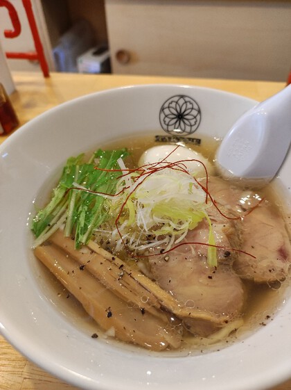 ★二日酔いの休日、優しい味の塩ラーメン ★二日酔いの休日、優しい味の塩ラーメン