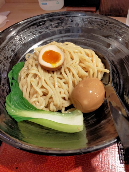 ★前回の食べ残しを反省して、つけ麺は普通盛りを注文 ★前回の食べ残しを反省して、つけ麺は普通盛りを注文