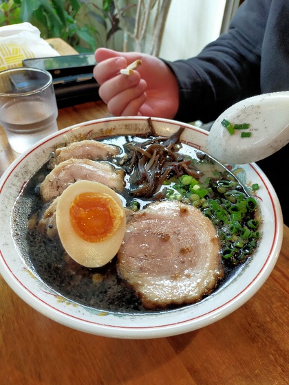 ★熊本ラーメンは、見た目と違ってあっさりしていた ★熊本ラーメンは、見た目と違ってあっさりしていた