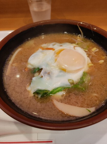 ★パチンコ屋さんに併設の食堂でランチ ★パチンコ屋さんに併設の食堂でランチ
