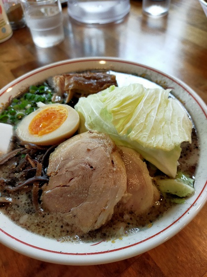 ★熊本ラーメンは、見た目と違ってあっさりしていた ★熊本ラーメンは、見た目と違ってあっさりしていた