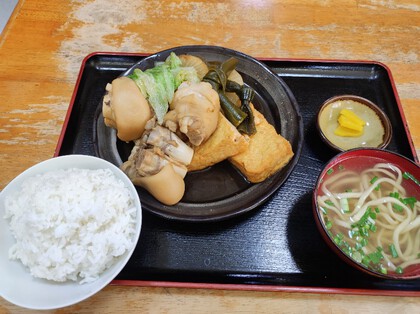 ★ぷるぷるテビチが3個も入った煮付け定食ランチ ★ぷるぷるテビチが3個も入った煮付け定食ランチ