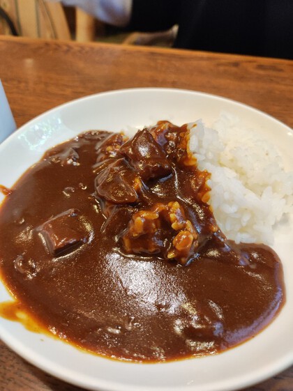 ★卒業式の後は、トマオニでローストビーフ丼ランチ ★卒業式の後は、トマオニでローストビーフ丼ランチ