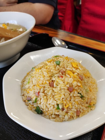 ★祝日のランチは、がっつりラーメンセット ★祝日のランチは、がっつりラーメンセット