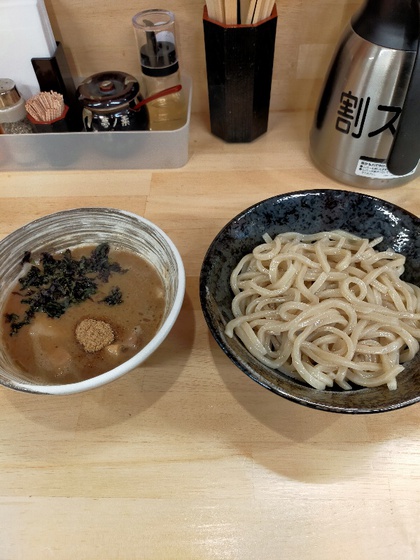 ★「沖縄で1番美味しい!?」夢ノ弥さんで、つけ麺ランチ ★「沖縄で1番美味しい!?」夢ノ弥さんで、つけ麺ランチ