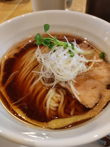 ★真嘉比方面まで歩いて、醤油ラーメンランチ ★真嘉比方面まで歩いて、醤油ラーメンランチ