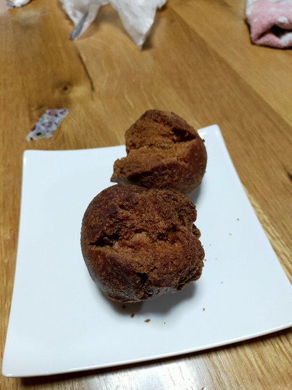 ★ちらー小(ぐぁー)のそばとジューシーとデザート ★ちらー小(ぐぁー)のそばとジューシーとデザート