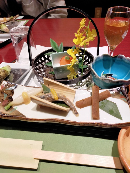 ★年に一回くらいは、贅沢な飲み会があってもいいかな… ★年に一回くらいは、贅沢な飲み会があってもいいかな…