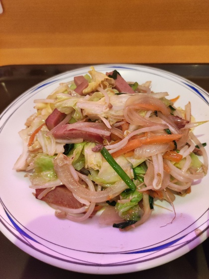 ★パチンコ屋さんの野菜炒めランチ ★パチンコ屋さんの野菜炒めランチ