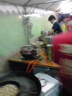 20101106 石垣島祭り がんばってま~す&美味しいです♪
