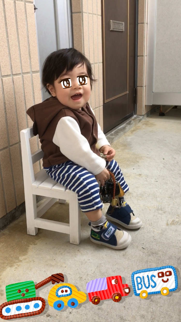 小さい椅子(^^♪ 小さい椅子(^^♪