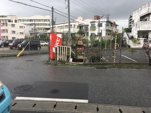 【便利!】家の目の前に無人販売の野菜屋さんができた~! 【便利!】家の目の前に無人販売の野菜屋さんができた~!