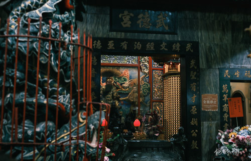 台中市の武徳宮に祀られた関羽像