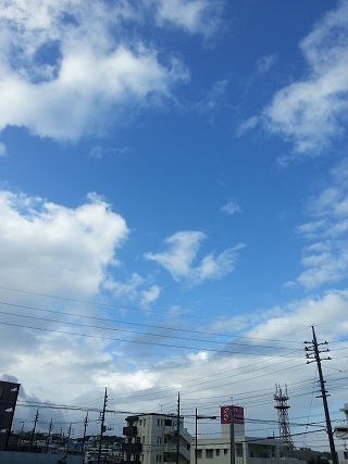 宜野湾真志喜の空