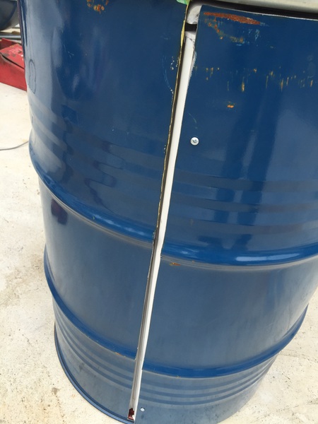 ドラム缶冷蔵庫 完成‼️ ドラム缶冷蔵庫 完成‼️