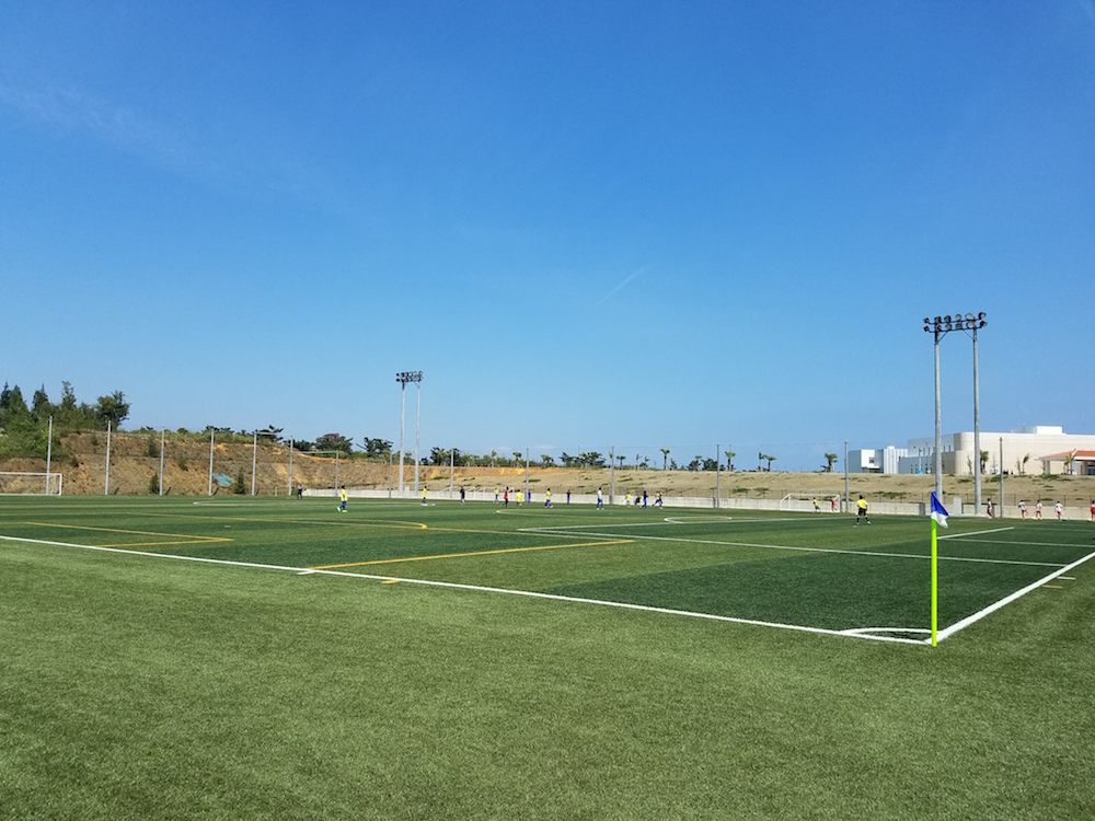 サッカーは人と人とを繋ぐ！国際フレンドリーサッカーキャンプ OKINAWA CUPに参加しました