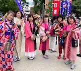 チムドンドン、沖縄三線どんたく隊でした。 チムドンドン、沖縄三線どんたく隊でした。