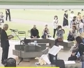 三線は、平和が似合う音色ですね。 三線は、平和が似合う音色ですね。