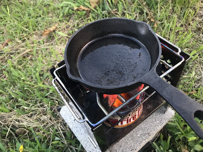 ソロキャンプでホットサンド作ってみた ソロキャンプでホットサンド作ってみた