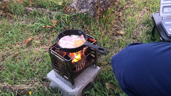 ソロキャンプでホットサンド作ってみた ソロキャンプでホットサンド作ってみた