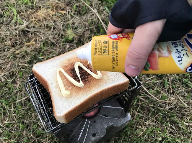 ソロキャンプでキャンプの朝メシに最適なパンとコーンスープを作ってみた ソロキャンプでキャンプの朝メシに最適なパンとコーンスープを作ってみた