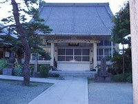 立派な寺です