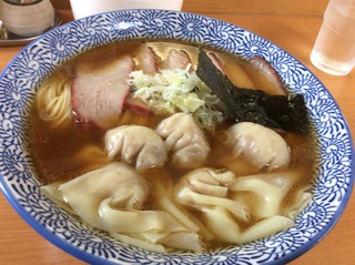 支那そばを食べた(゚д゚)メチャウマー 支那そばを食べた(゚д゚)メチャウマー