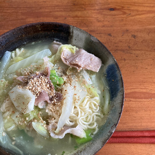 チェーン店が石垣島にも! サッポロ一番塩らーめん