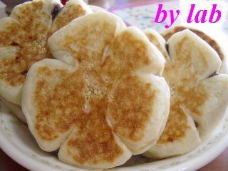 お焼き風あんぱん(お花)