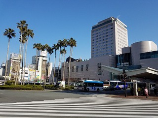 にい 目を開けて・・。 にい 目を開けて・・。