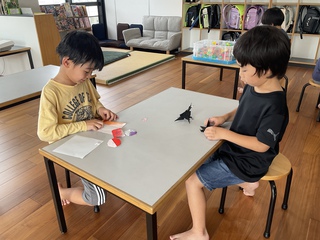 火曜日の学童さん 火曜日の学童さん
