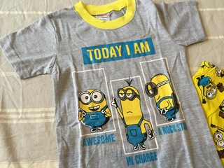 【¥1,450 送料込】ミニオンズパジャマ01-サイズ4T(100)キッズ子供用 ミニオンminionsミニオンズパジャマ子供用キッズ4T100