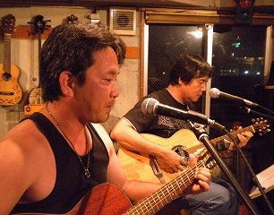 アーケン&またよしー、 イェーイ!
