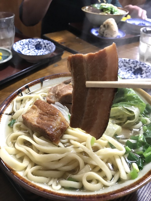 沖縄そばおおしろ でワイワイ 沖縄そばおおしろ でワイワイ