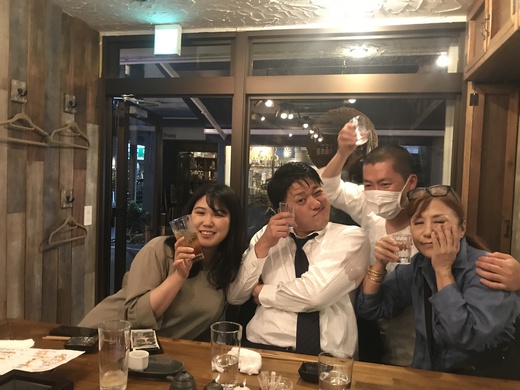 きち屋で日本酒ガブガブ きち屋で日本酒ガブガブ