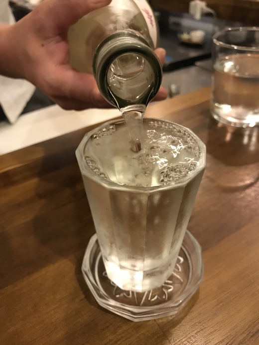 きち屋で日本酒ガブガブ きち屋で日本酒ガブガブ