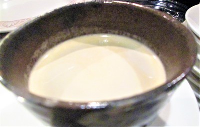 ヤチムンで飲むコーヒー