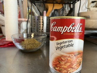 キャンベルスープ缶、ベジタリアンベジタブルで簡単カレー キャンベルスープ缶、ベジタリアンベジタブルで簡単カレー