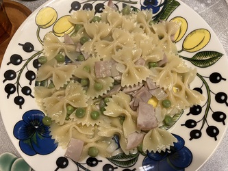 えんどう豆とハムのパスタ えんどう豆とハムのパスタ