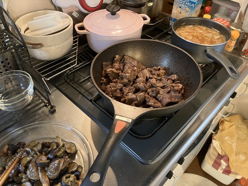 晩ごはんを作ってしまおう 晩ごはんを作ってしまおう